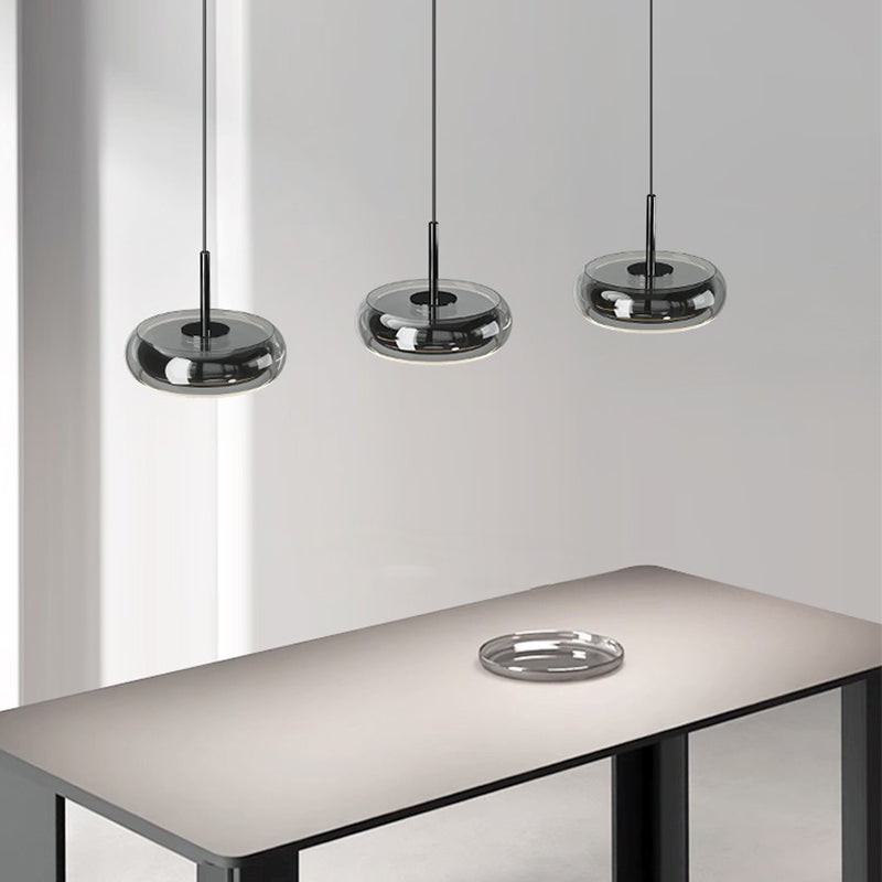 Hanglamp met drie glazen lichtpunten