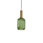 Glas Hanglamp Met Geribbelde Kap En Strakke Buisfitting Voor Zachte Ruimteverlichting
