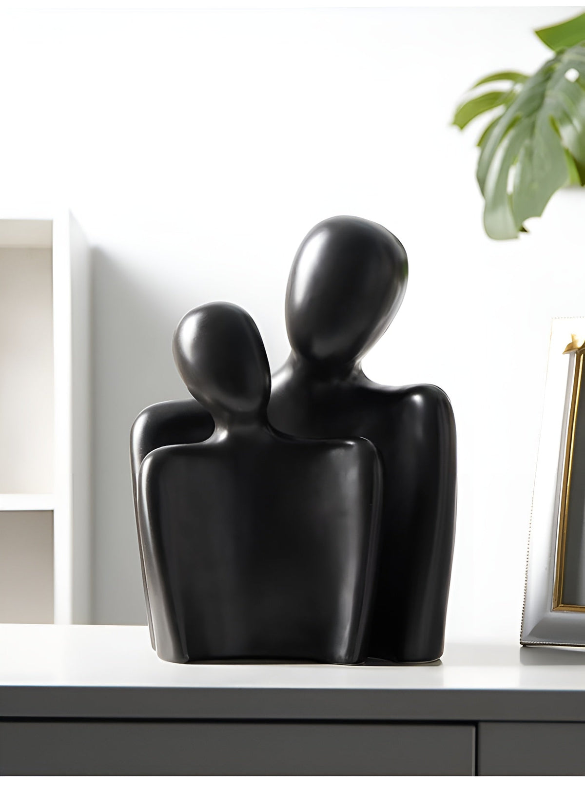 Abstracte Keramische Omhelzing voor Moderne Interieurs