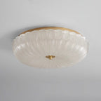 Plafondlamp Met Geribbeld Glazen Kap En Metalen Behuizing