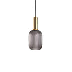 Glas Hanglamp Met Geribbelde Kap En Strakke Buisfitting Voor Zachte Ruimteverlichting