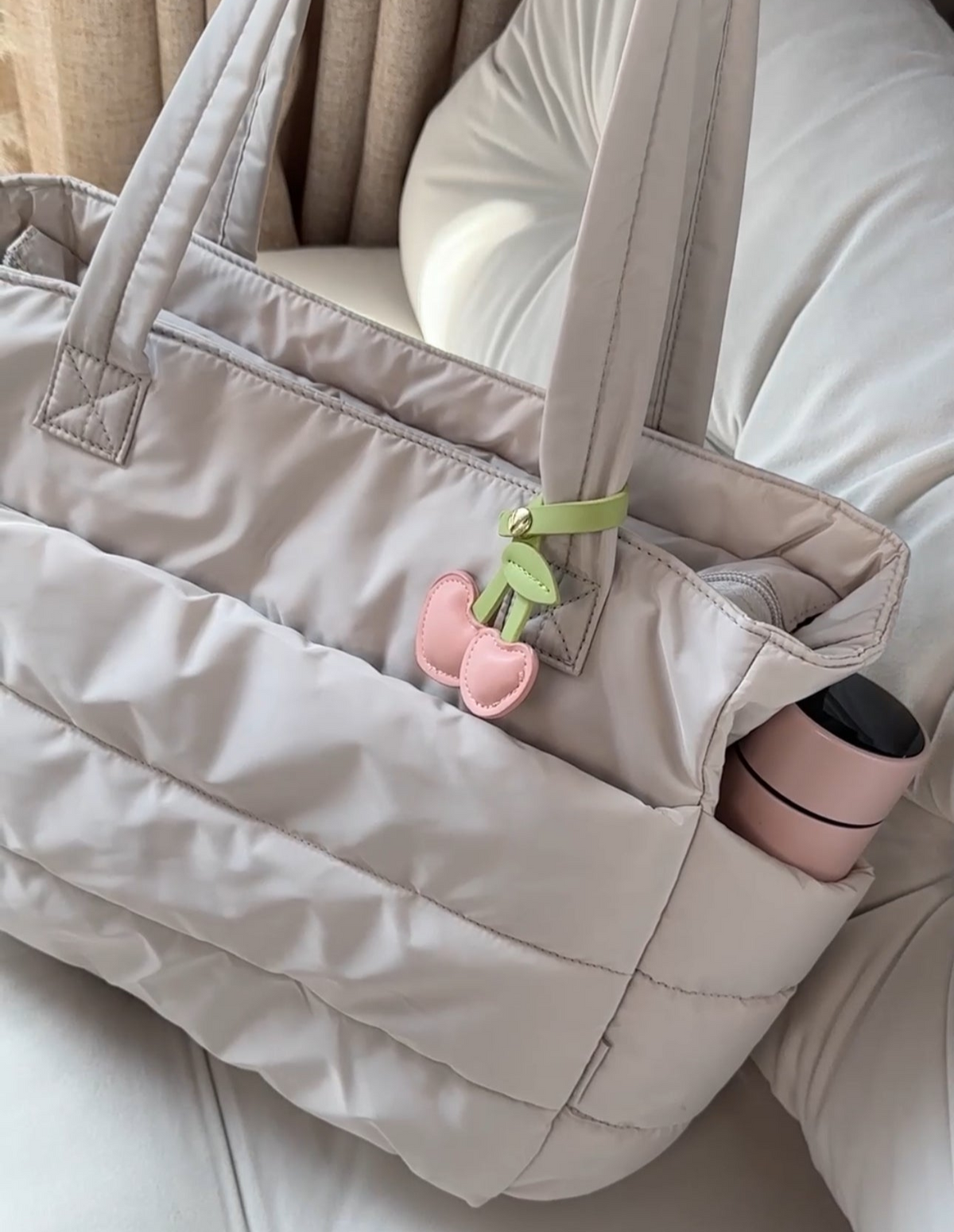 Luxe Tote Tas Met Ruim Hoofdvak Voor Dagelijks Gebruik