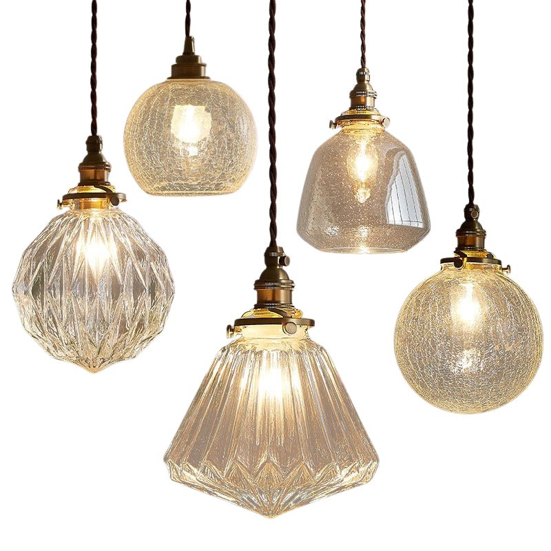 Vintage Hanglamp Met Gekraakt Glas En Warme Lichtuitstraling