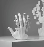 Abstrakt mosaik håndfigur i resin – moderne kunst dekoration