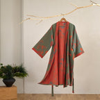 Kimono Badjas Met Zachte Stof En Omkeerbaar Bladmotief