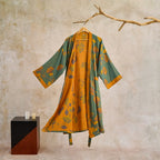 Kimono Badjas Met Zachte Stof En Omkeerbaar Bladmotief