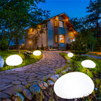 Solar Tuinlamp In Steenvorm Voor Sfeervolle Buitenverlichting