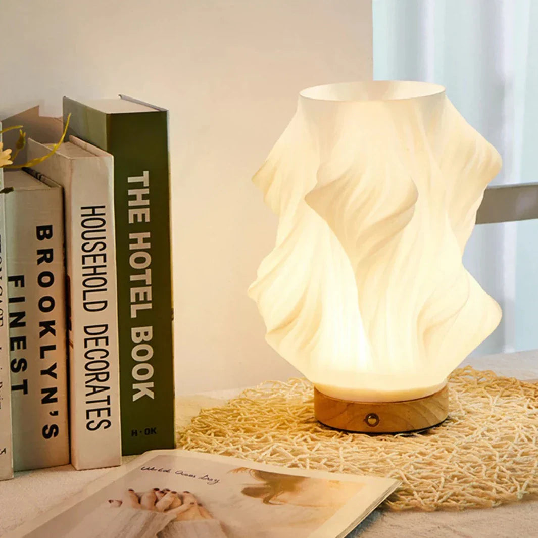 Japandi LED Tafellamp met Sculpturaal Design