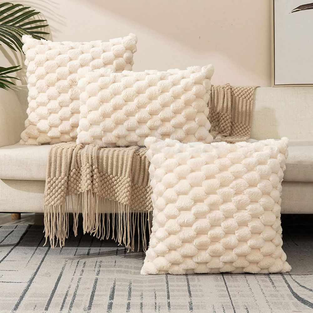 Pluche Kussenhoes Met 3D Structuur Voor Een Warme En Luxe Uitstraling