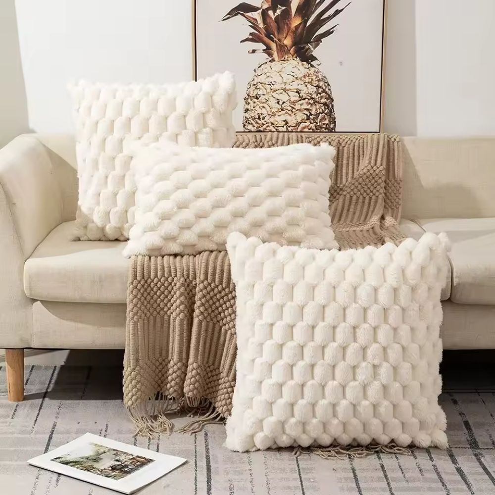 Pluche Kussenhoes Met 3D Structuur Voor Een Warme En Luxe Uitstraling