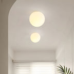 Wandlamp met Matglazen Bol en Zachte Lichtverdeling