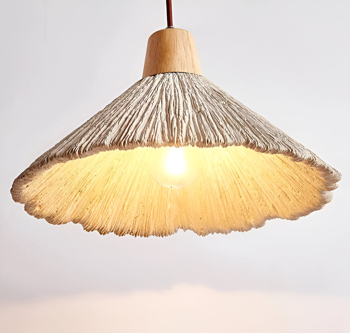 Cement Hanglamp Met Wabi‑Sabi Textuur En Zachte Lichtspreiding Voor Moderne Ruimtes