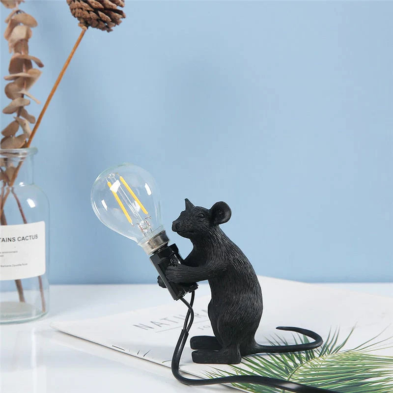 Cute Mouse Tafellamp Met Realistisch Ontwerp