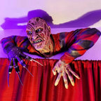 Griezelige Grafwandelaar Wanddecoratie Van Hars Voor Halloween En Horrorinterieurs