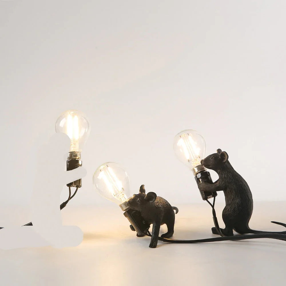 Cute Mouse Tafellamp Met Realistisch Ontwerp