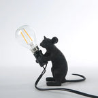 Cute Mouse Tafellamp Met Realistisch Ontwerp