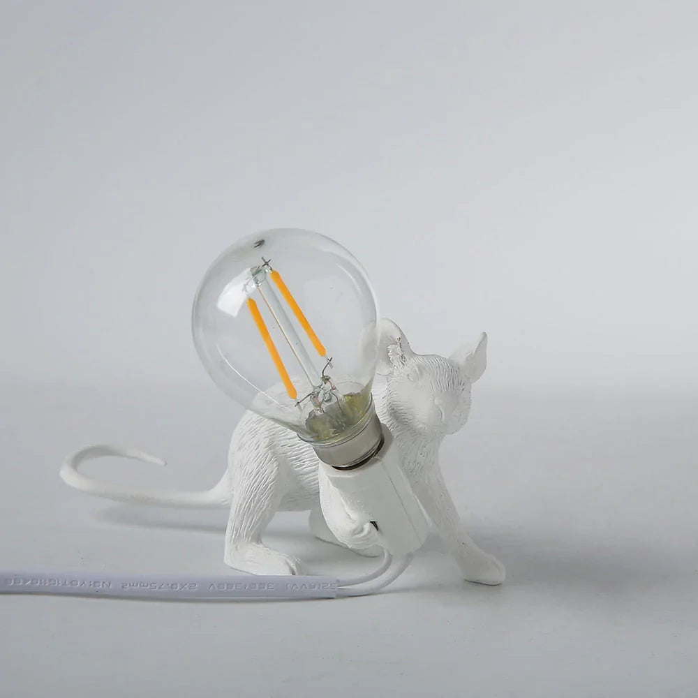 Cute Mouse Tafellamp Met Realistisch Ontwerp