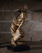 Abstracte Sculptuur met Moderne Scandinavische Vormgeving