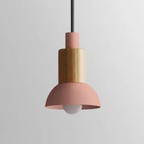 Houten Hanglamp Met Moderne Vorm En Strakke Scandinavische Afwerking