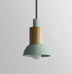 Houten Hanglamp Met Moderne Vorm En Strakke Scandinavische Afwerking