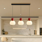 Speelse Hanglamp Met Decoratieve Lichtbol En Zachte Lichtverspreiding