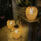 Rattan Buitenlamp Met Solenergie En Automatische Schemerverlichting