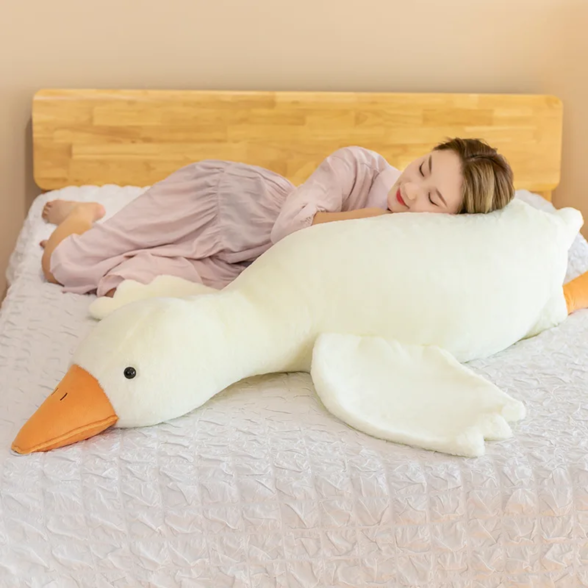 Ganzen Knuffelkussen Voor Comfortabele Ontspanning En Gezellige Interieurdecoratie