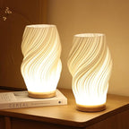 Golfvormige Tafellamp Met Sculpturale Vorm En Moderne Ledmodule