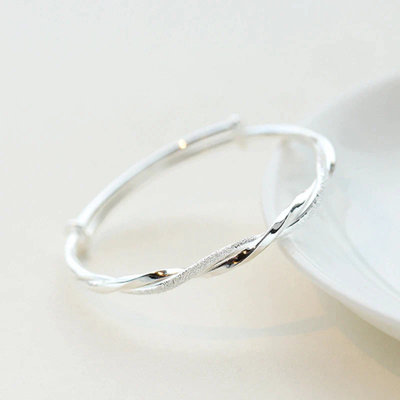 Vrouwen Zilver Armband Met Fijn Gevlochten Tijdloos Ontwerp