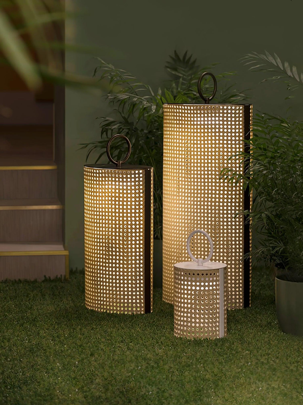 Solar Buitenlantaarn Met Afstandsbediening En Ingebouwde Led Voor Moderne Tuinverlichting
