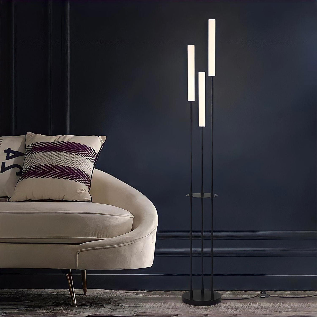 Staande Lamp Met Drie Buiskoppen En Dimbare Led Voor Moderne Sfeerlicht