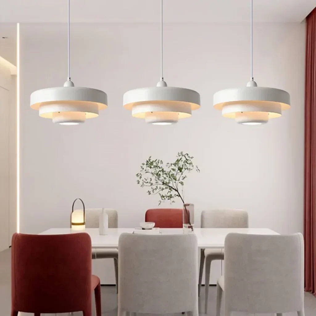Drielaagse Design Hanglamp Met Schijfvorm Voor Moderne Interieurs