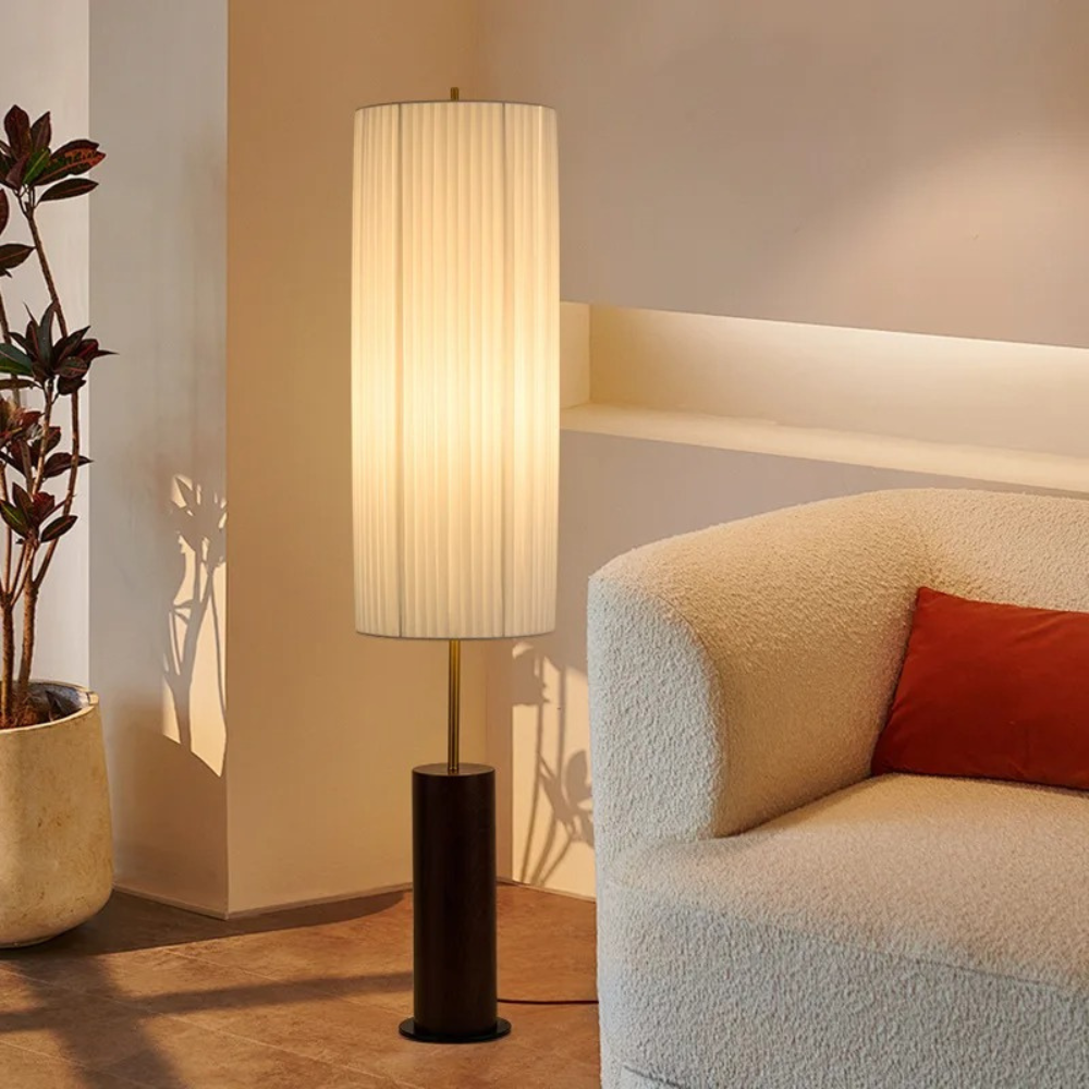 Minimalistische Vloerlamp met Stoffen Kap en Zachte Rustgevende LED‑Sfeerverlichting