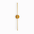 LED-Wandlamp met Slanke Lichtbalk en Geometrische Wandplaat