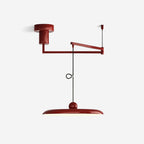 Verstelbare hanglamp met horizontale arm en ronde kap