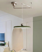 Verstelbare hanglamp met horizontale arm en ronde kap