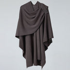 Luchtige Omslagsjaal Met Elegante Drapering Voor Stijlvolle Laagjeslooks