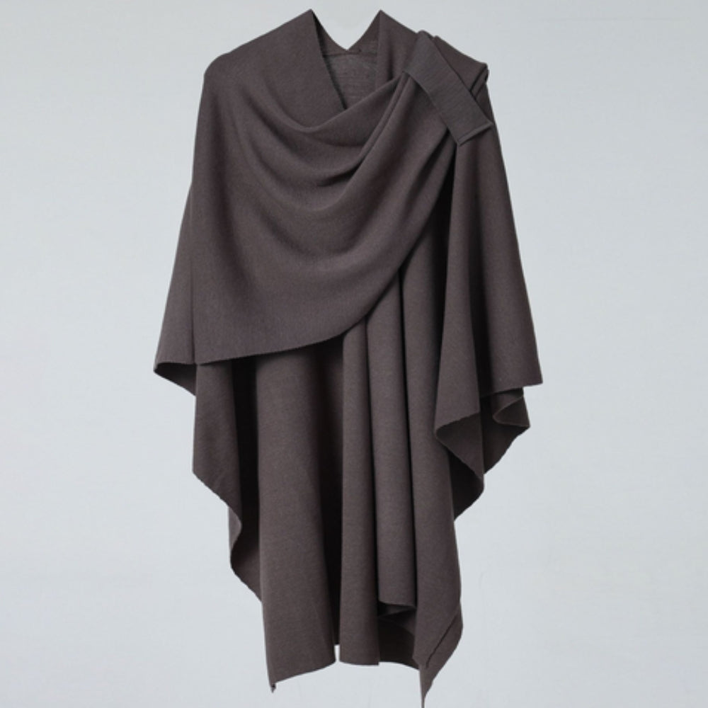 Luchtige Omslagsjaal Met Elegante Drapering Voor Stijlvolle Laagjeslooks