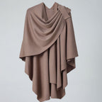 Luchtige Omslagsjaal Met Elegante Drapering Voor Stijlvolle Laagjeslooks