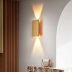 Wandlamp met rechthoekige behuizing ontwerp