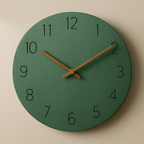 Houten Wandklok met Stil Mechanisme en Minimalistische Vormgeving