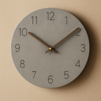 Houten Wandklok met Stil Mechanisme en Minimalistische Vormgeving