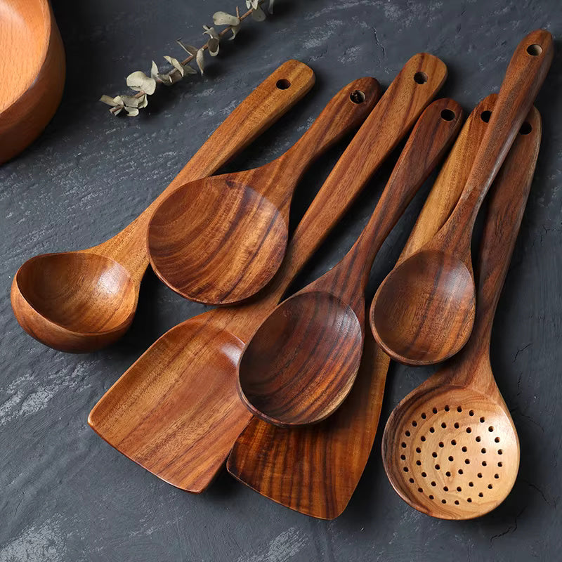 Houten Keukengerei Set Van Teakhout Voor Dagelijks Kookgemak