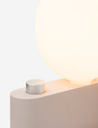 Tafellamp met Modern Aluminium Ontwerp en LED‑Compatibiliteit