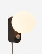 Tafellamp met Modern Aluminium Ontwerp en LED‑Compatibiliteit