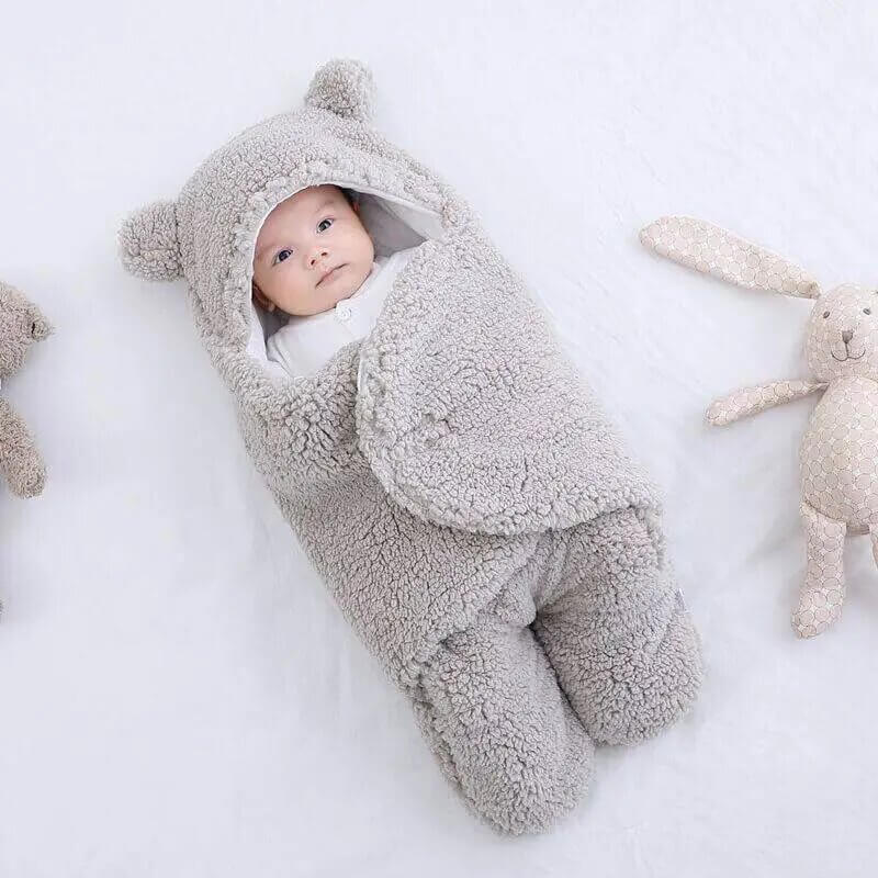 Baby Inbakerdoek Met Berenontwerp Voor Warmte En Comfort