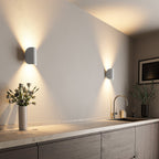 LumenTwist Draaibare en Kantelbare LED Wandlamp voor Flexibele Binnen- en Buitenverlichting