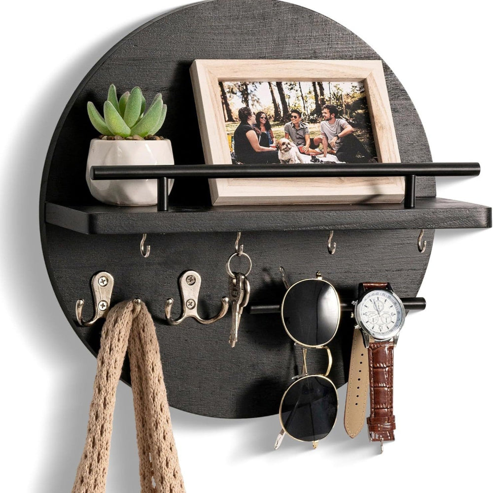 Wandorganiser met Ronde Houten Vorm en Metalen Accenten