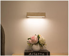 LED Wandlamp Met 360° Draaiarm En Houten Accent