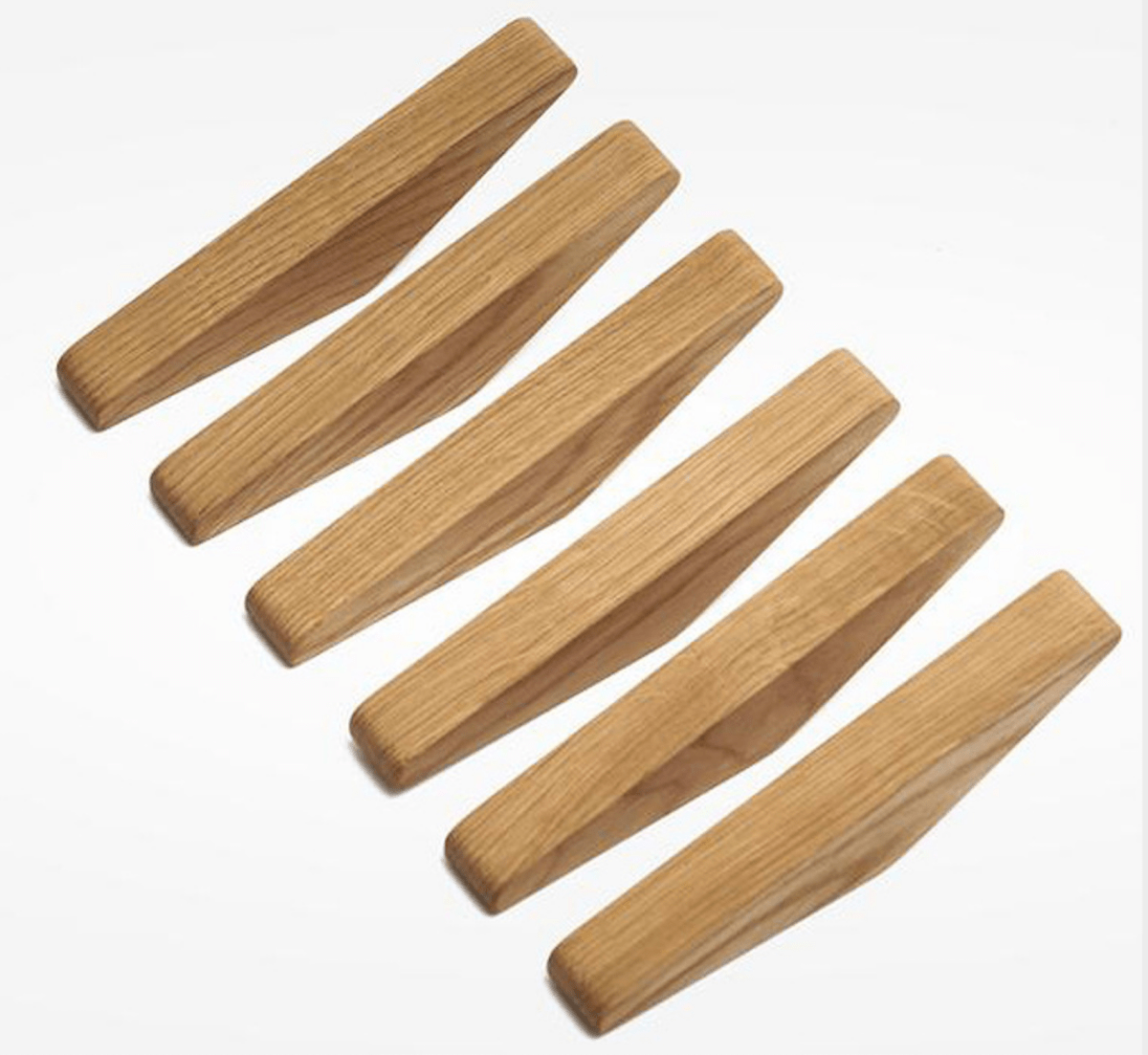 Houten Wandhaken met Bicolor Afwerking en Minimalistisch Ontwerp